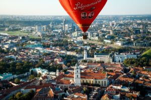 Heißluftballon über Vilnius