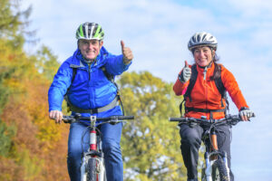 Fahrrad Mann Frau Herbst